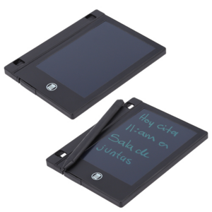 SO-068, Mini pizarrón digital de plástico, con plumilla, botón para eliminar escritura, botón de bloqueo para evitar la pérdida de información e imán en la parte trasera. Incluye una batería.